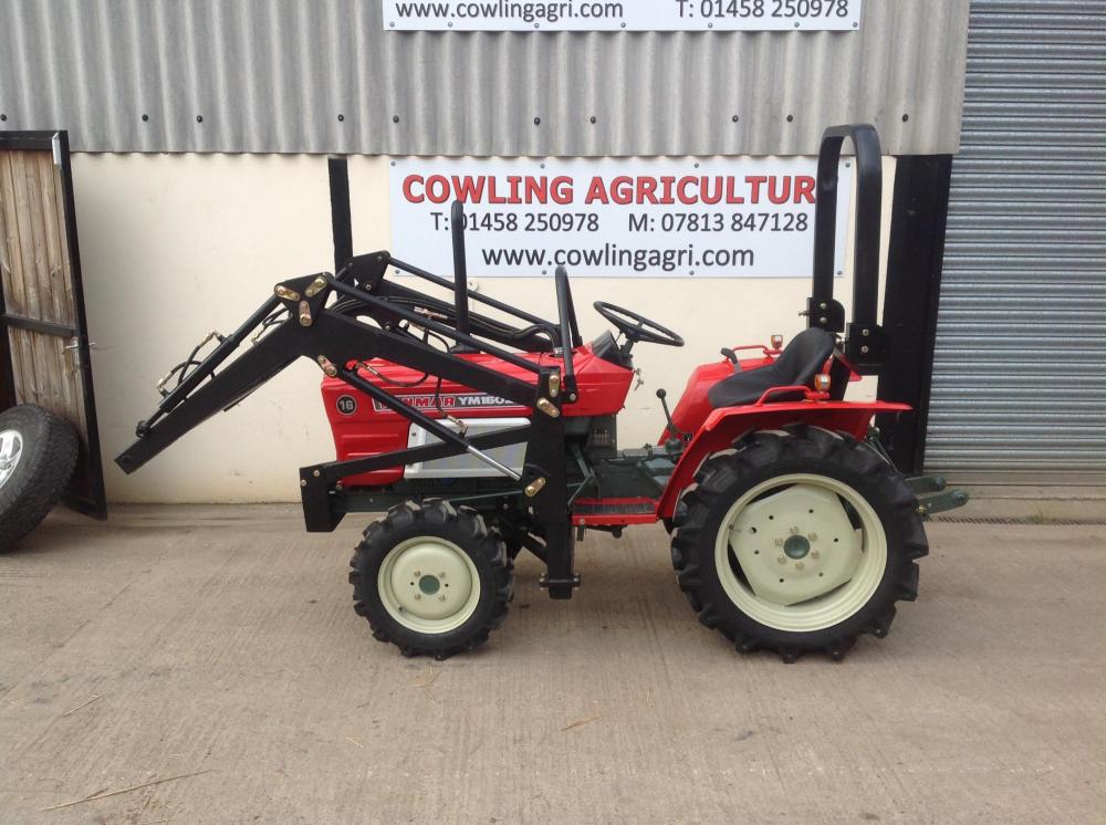 Yanmar YM1602DT Compact tractor with Front Loader for Sale COWLING