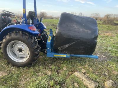 Flemming Heavy duty bale tipper