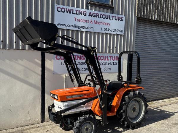 Kubota B1400 & Loader