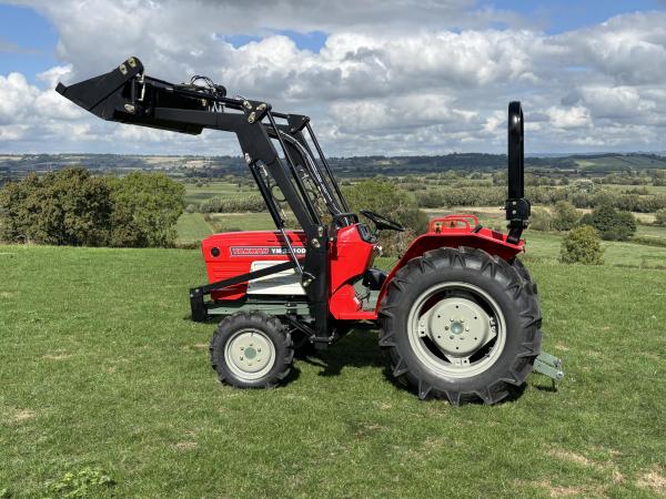 Yanmar & 4in1 Loader YM2310D